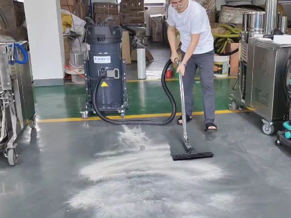 工业吸尘器能吸水吗？CLEANVAC洁威科为您揭秘真相！