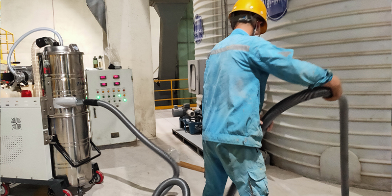 大功率工业吸尘器 大功率工业吸尘器
