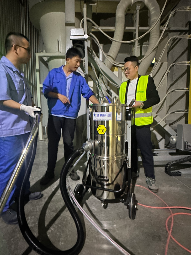 气动防爆吸尘器 (2)